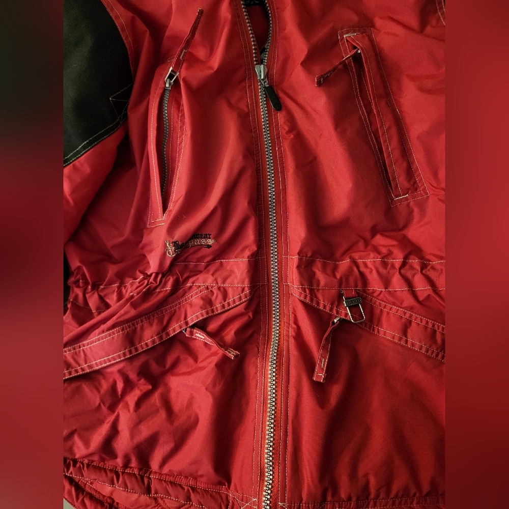 Vintage Trespass Boardware Men's Red and Black Jacket with Hoodie - Size L - Picture 10 of 11